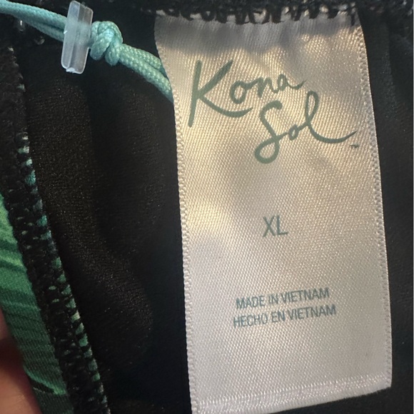 Kona Sol Black Tropical Palm One-Piece Swimsuit - Picture 7 of 11